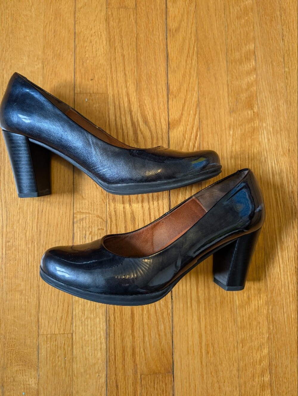 Karston Air Black Patent Leather Block Heel Pumps - Made in Spain - 38
